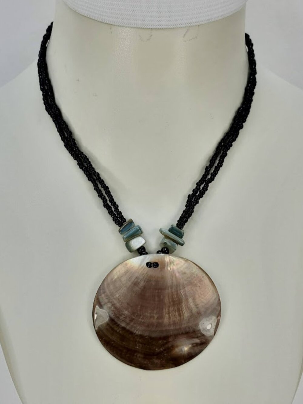 Beachy Iridescent Mother of Pearl Statement Necklace